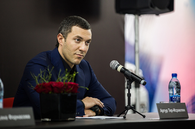 Артур Тер-Исраелян, Met-R