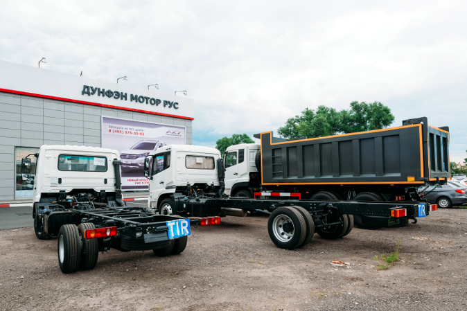 Открытие штаб-квартиры и флагманского салона Dongfeng в Москве Открытие штаб-квартиры и флагманского салона Dongfeng в Москве