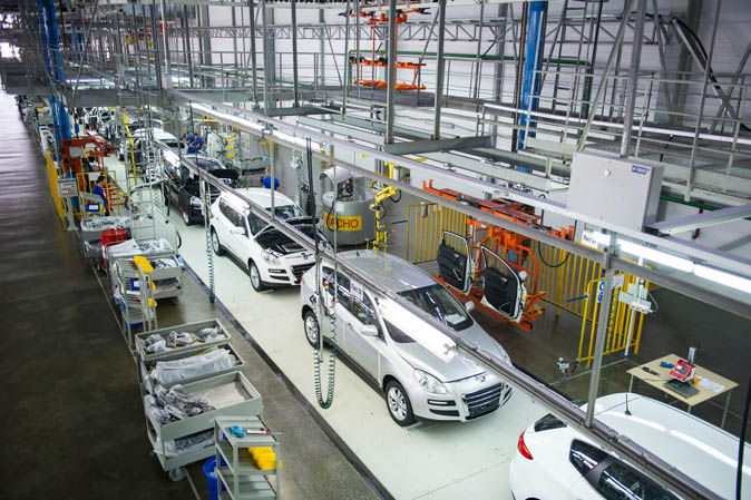Сборка Luxgen на заводе Дервейс