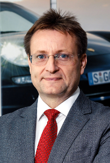 Денис Евгеньевич Петрунин, Авторитэйл