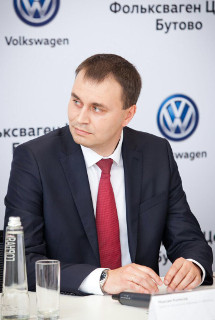 Максим  Колосов, Авторусь