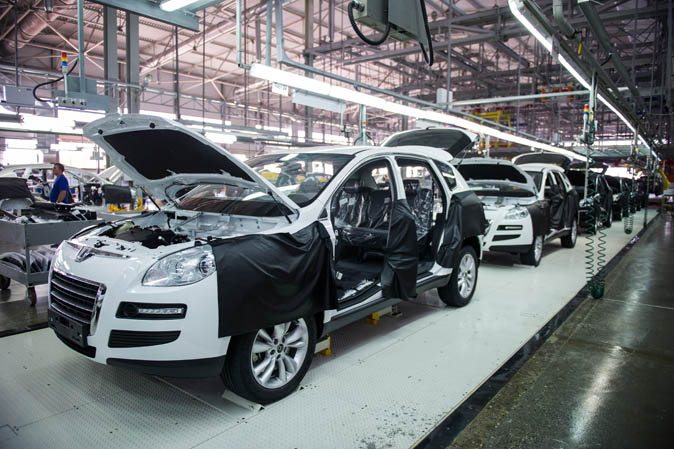 Сборка Luxgen на заводе Дервейс