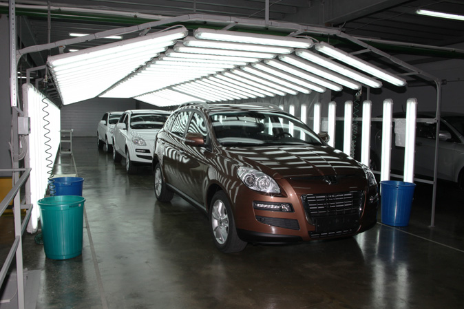 Сборка Luxgen на заводе Дервейс