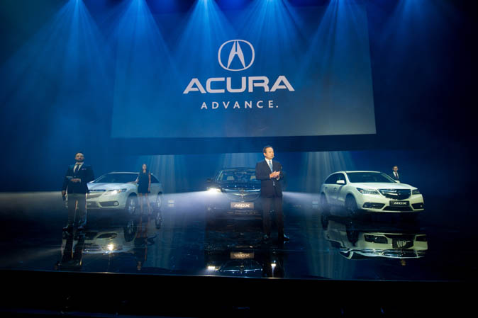 Acura выходит на российский рынок осторожными шагами