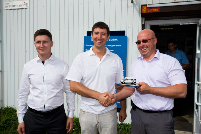 Дмитрий Скакун, Bosch; Виктор Щетников, Бош Авто Сервис Лодейное поле; Николай Янковский, Bosch