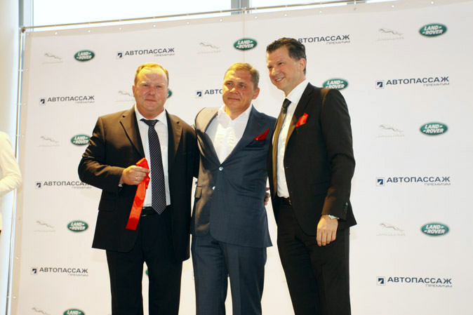 Сергей Титов, АвтоПассаж Премиум; Олег Нечистик, АвтоПассаж; Франк Виттеманн, Ягуар Ленд Ровер