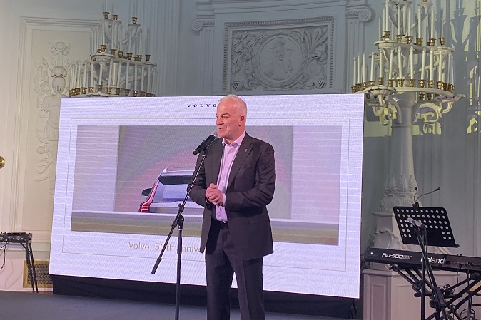 Вим Маес, Вольво Карс