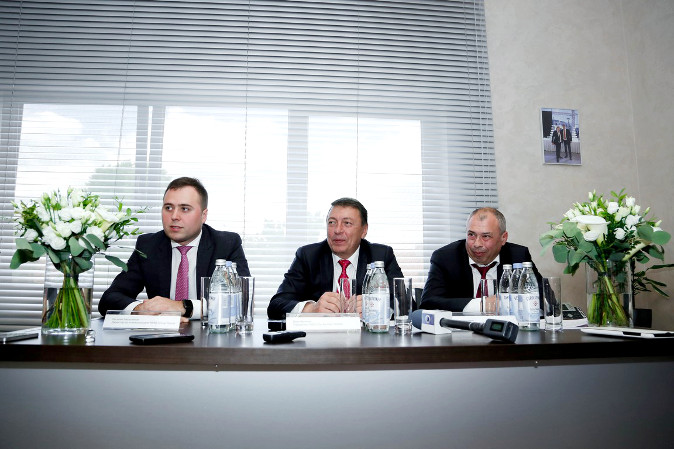 Василий Мельников, БМВ Русланд Трейдинг; Олег Васенин, Петр Михалажин, Рус Моторс