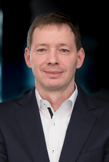 Аксель Бензе, Мерседес-Бенц Мануфэкчуринг Рус Аксель Бензе, Мерседес-Бенц Мануфэкчуринг Рус