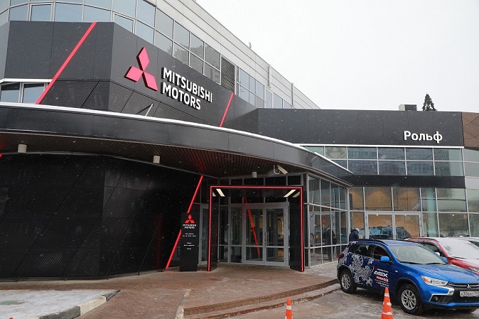 Mitsubishi начинает ребрендинг сети с «Рольфа»